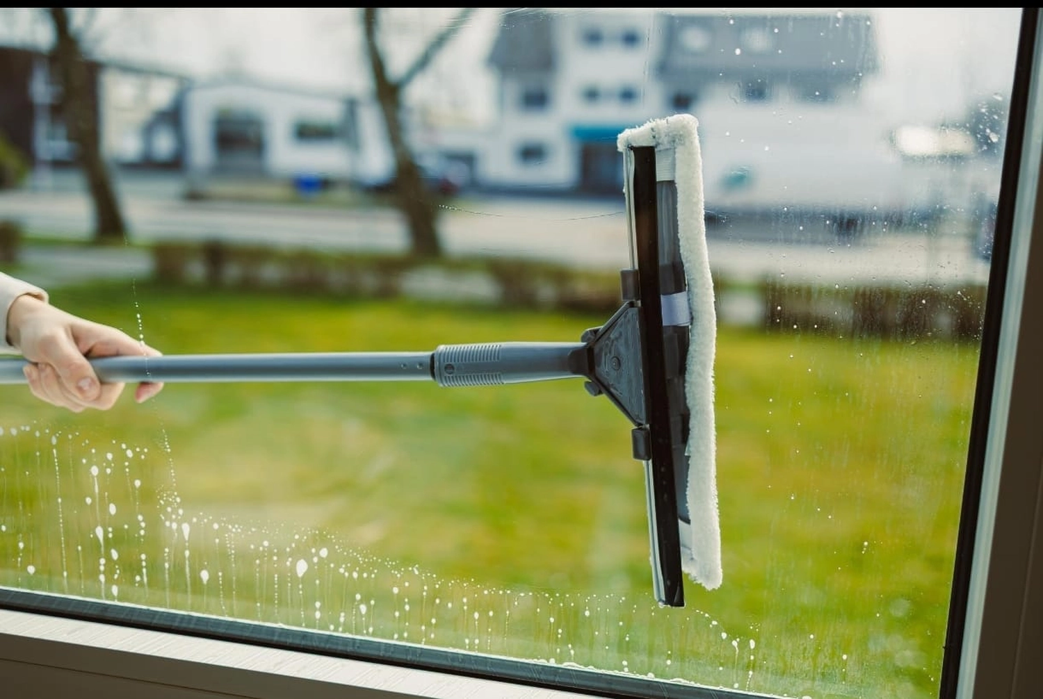 DHM Reinigung & Service – Reinigungsfirma – Fensterglasreinigung